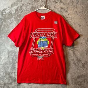 Vintage 2002 College World Series Omaha Nebraska NCAA Mens Large Red T-Shirt New